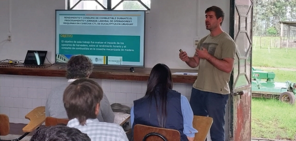 Docentes del Curso de Mecanización realizaron un intercambio en Facultad de Agronomía de la Universidad de la República