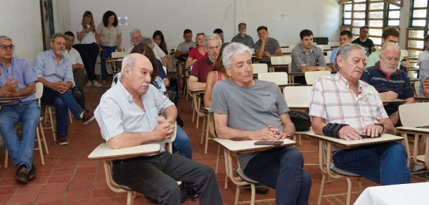 Jornada de Capacitación Hortícola: “Nuevas tecnologías en los modelos de producción y buenas prácticas” 